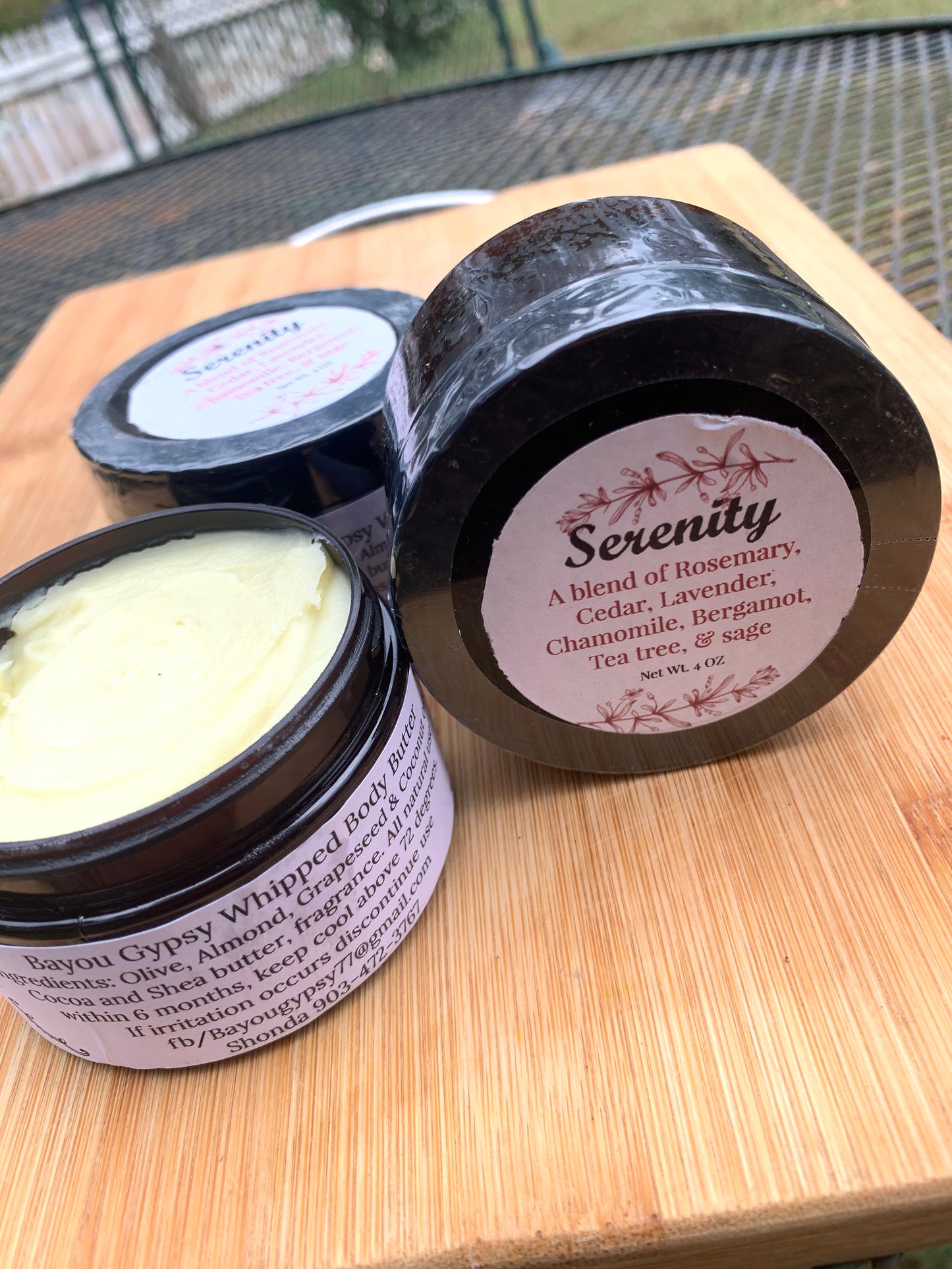 Serenity body butter~  A refreshing blend of Rosemary, Cedar, Lavender, Chamomile, Bergamot, Teatree and sage.